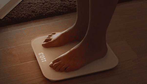 Измерение веса на Yunmai Mini 2 Smart Scale